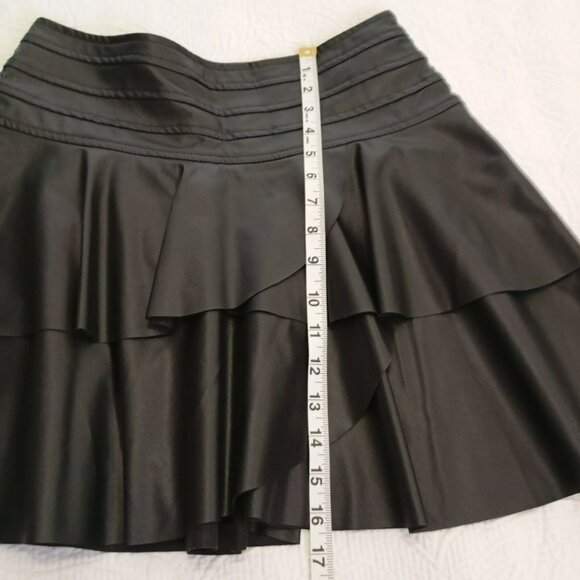 Black Layered Ruffle Mini Skirt M Polyester Womens Fashion Synthetic Leather - Picture 7 of 8